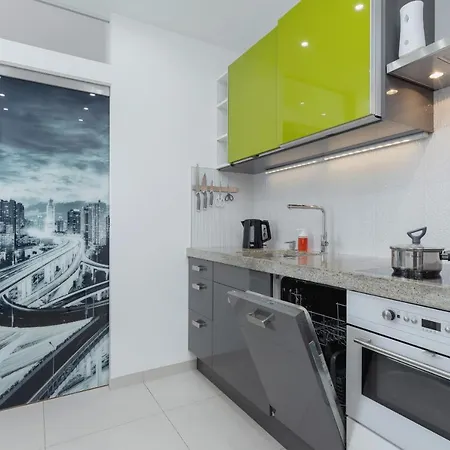 Apartamento Błonia With Balcony By Renters *